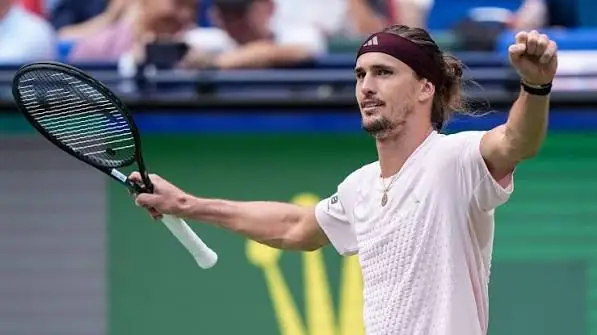 Alexander Zverev Clinches Year-End No. 1 as Alcaraz Falls in Shanghai Image