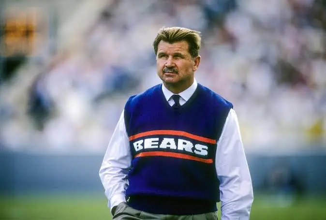 Mike Ditka Dies at 86, Chicago Bears Hall of Fame Icon Image