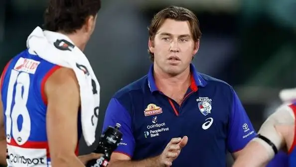 Essendon Poaches Daniel Pratt From Western Bulldogs Image