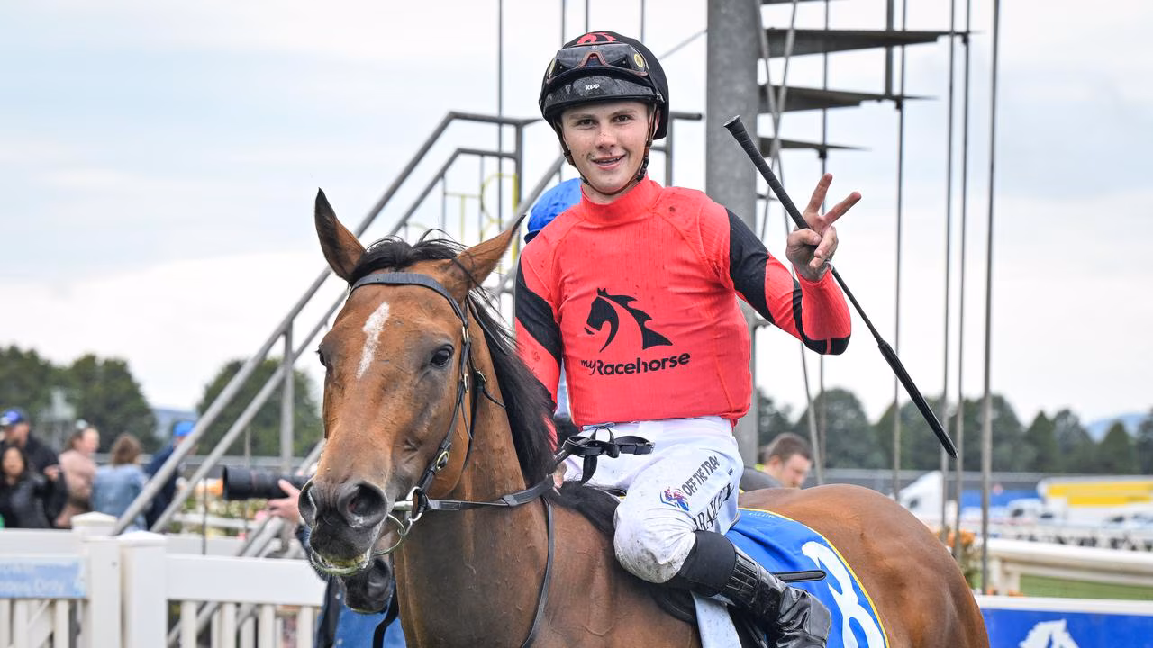 RADLEY RAMPS IT UP AT CAULFIELD WITH A TREBLE Image