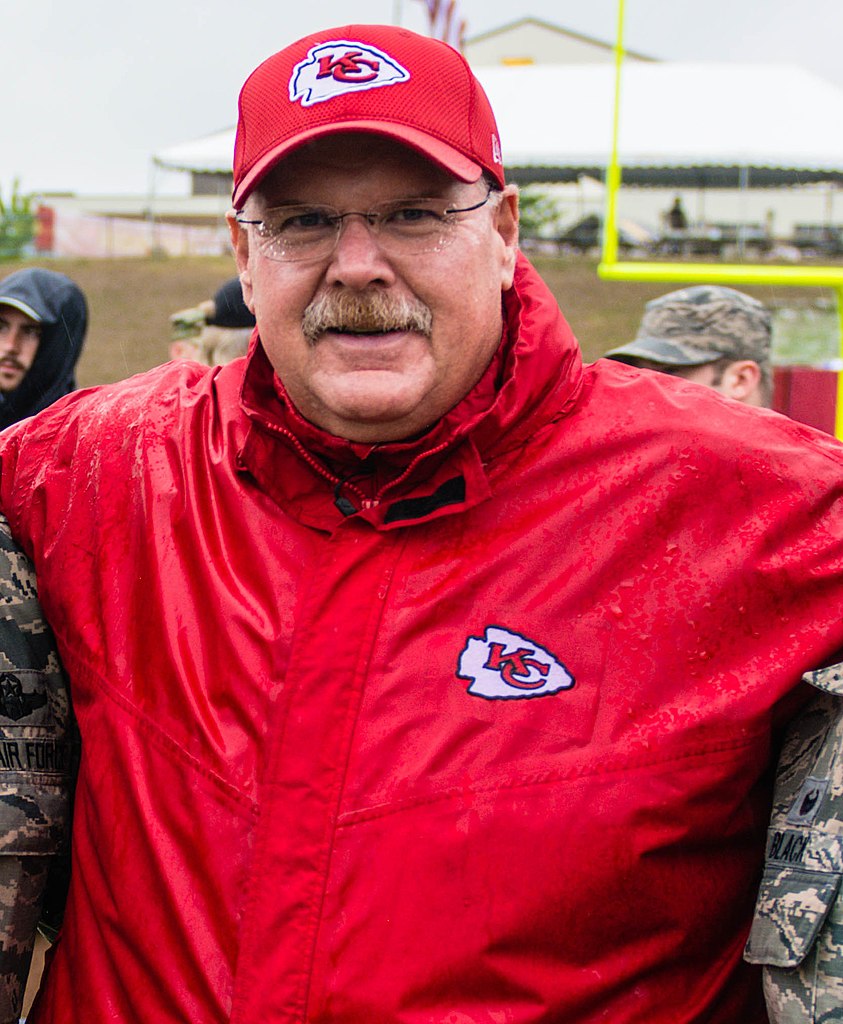 Andy Reid becomes seventh NFL coach to register 200 wins