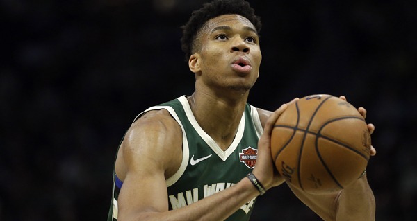 Giannis Antetokounmpo Sets Career High In Three-Pointers In Bucks Win Over The Lakers