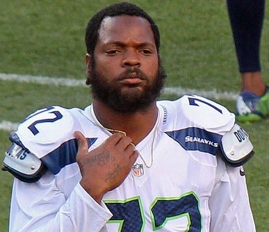 michael bennett jersey sleeves