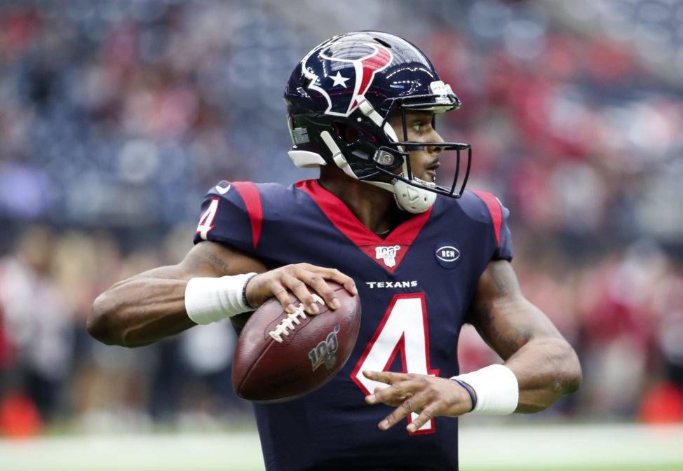 Texans trade DeShaun Watson to the Browns