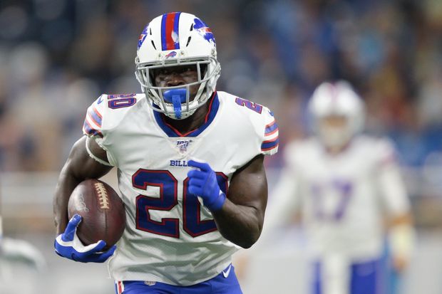 Jets sign running back Frank Gore from the Bills