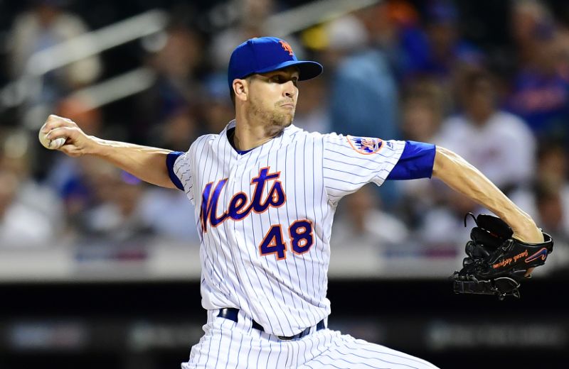 Jacob deGrom Wins Second Consecutive Cy Young Award