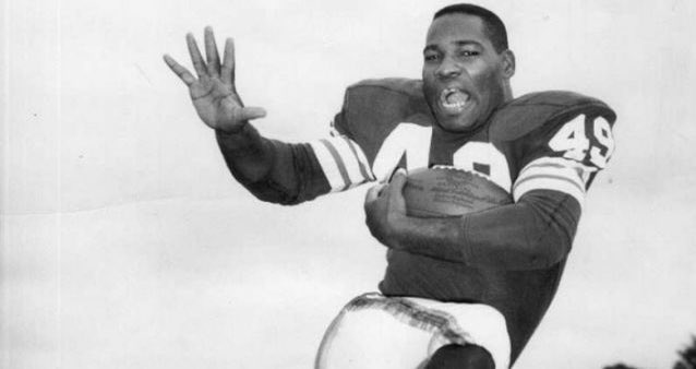 Pro Football Hall of Fame halfback Bobby Mitchell passes away at age 84