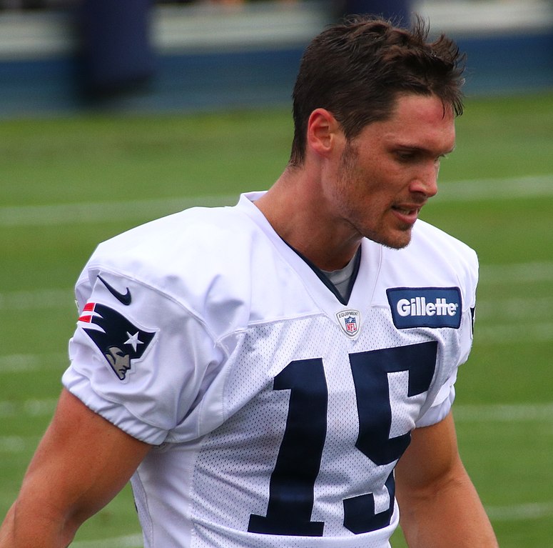 Jets sign wide receiver Chris Hogan from the Panthers