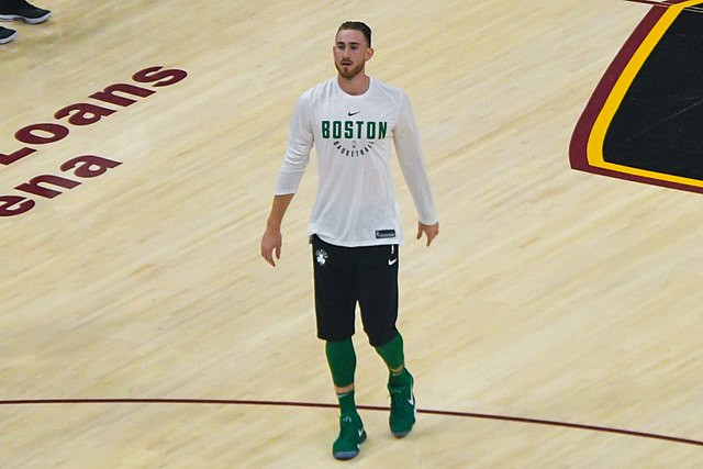 Celtics forward Gordon Hayward out one month with an ankle sprain