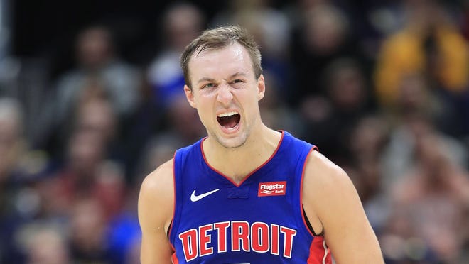 Clippers add depth in acquiring shooting guard Luke Kennard from the Pistons