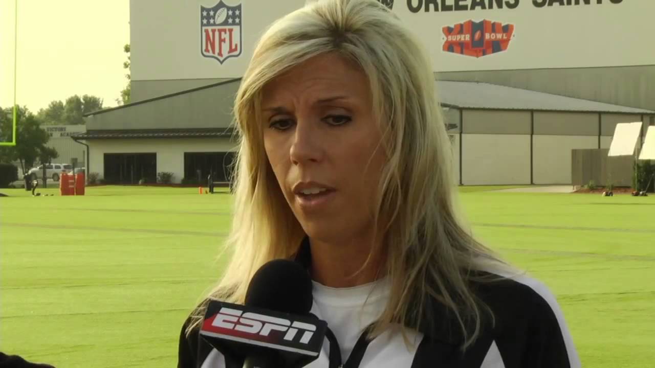 Sarah Thomas to be first female official in Super Bowl history
