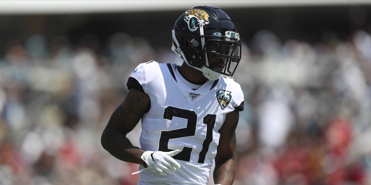 Panthers sign controversial cornerback A.J. Bouye