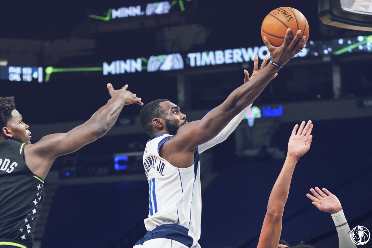 Mavericks set NBA record for most points in a quarter on Christmas Day