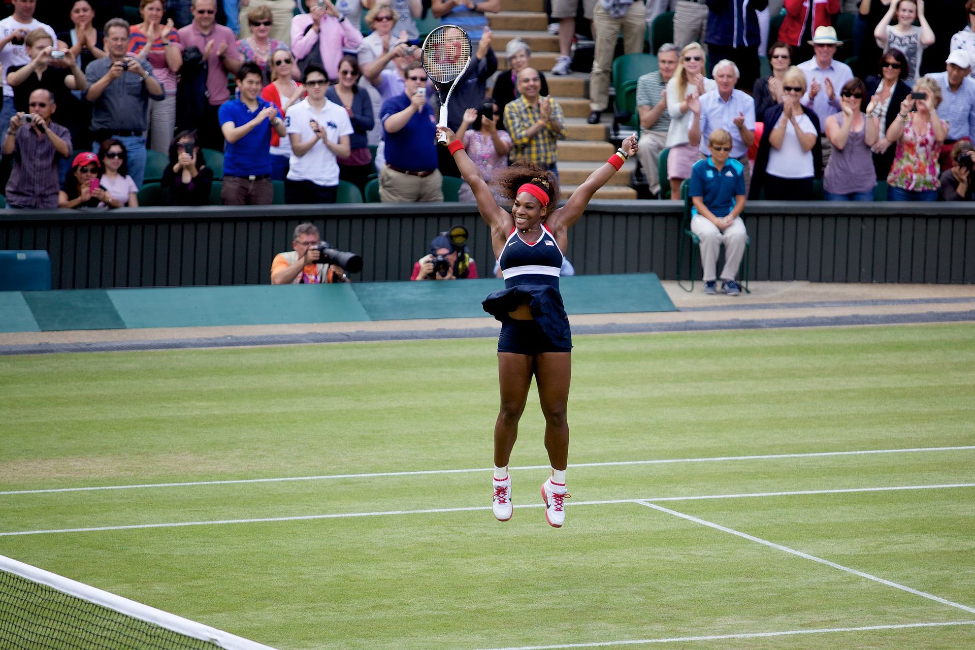 Serena Williams withdraws from Wimbledon