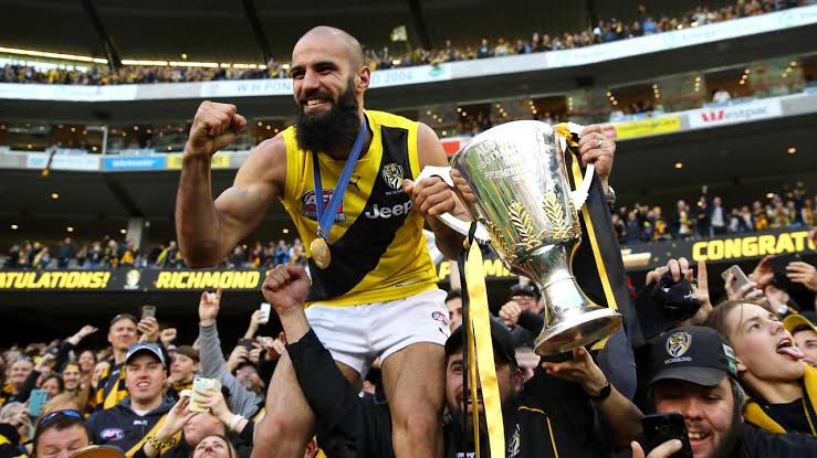 Shock retirement as Bachar Houli hangs up the boots