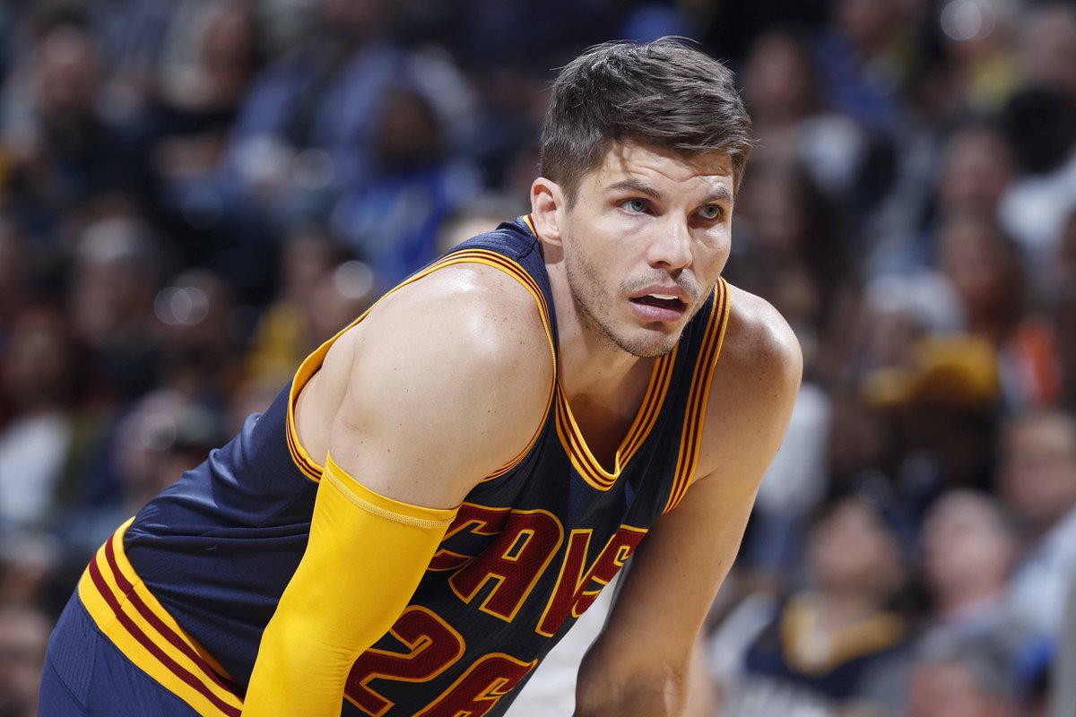 Kyle Korver retires to be assistant coach of the Brooklyn Nets