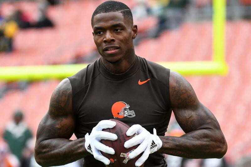 Chiefs To Sign Josh Gordon