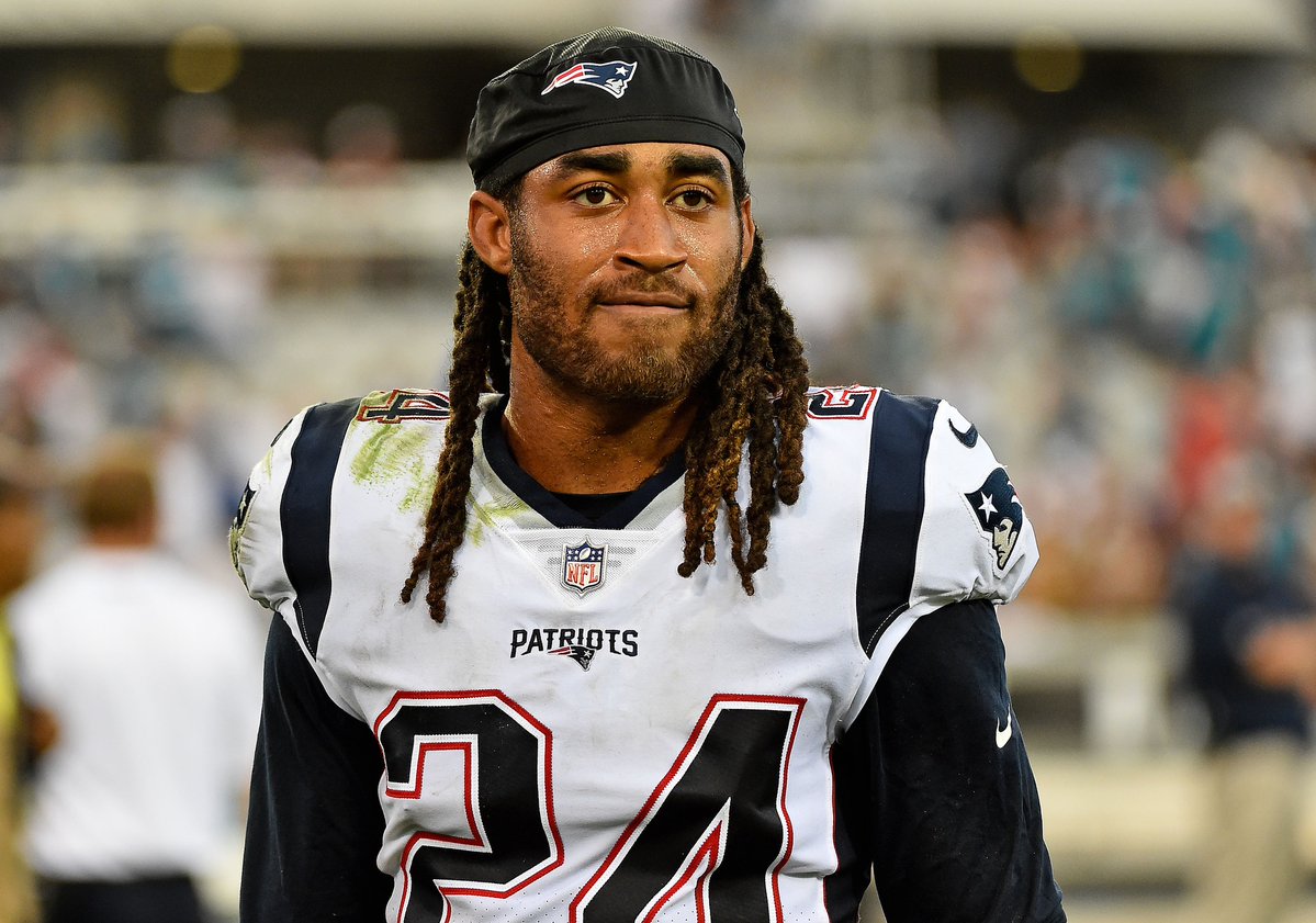 Patriots trade cornerback Stephon Gilmore to the Panthers