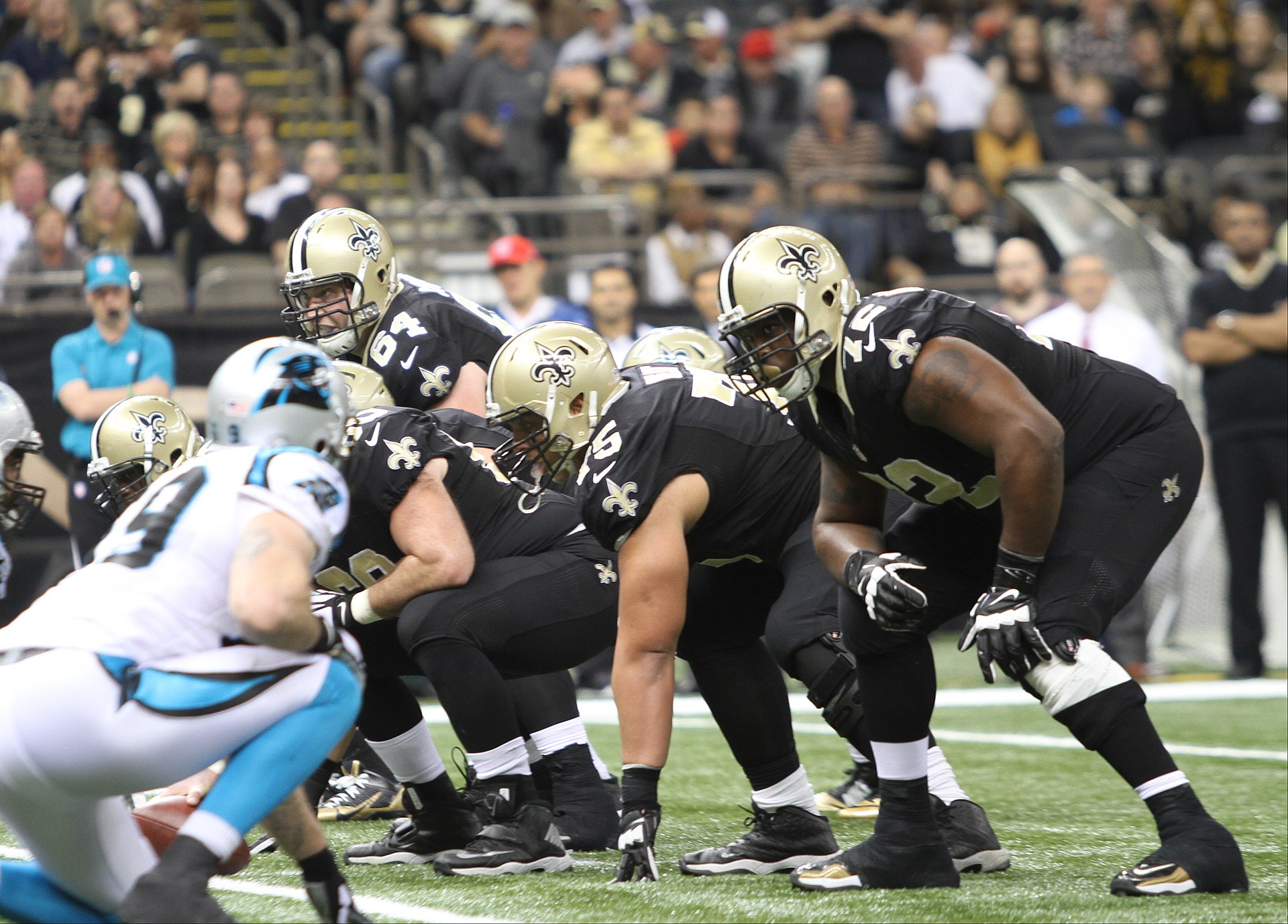 Dolphins sign offensive tackle Terron Armstead