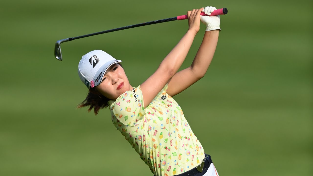 Ayaka Furue leads after first round of 2022 Evian Championship