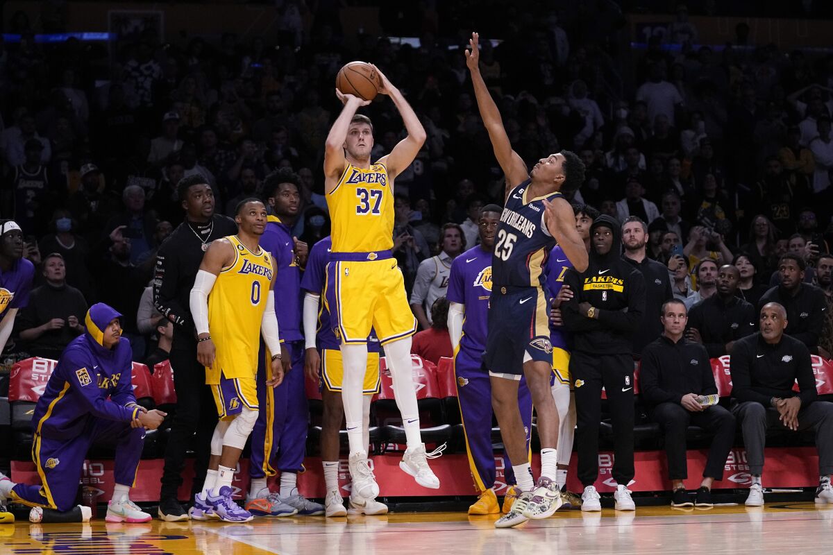 Ryan hits game-tying three, Lakers outlast Pelicans in overtime thriller