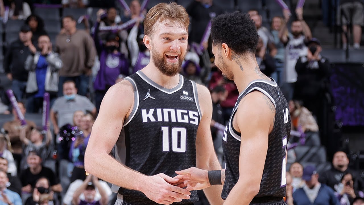 Domantas Sabonis becomes sixth NBA player with 20 triple-doubles in a season  | The Sporting Base