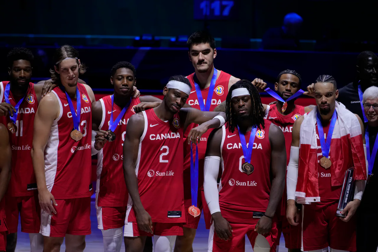 Canada outlast Team USA, claim bronze at FIBA World Cup