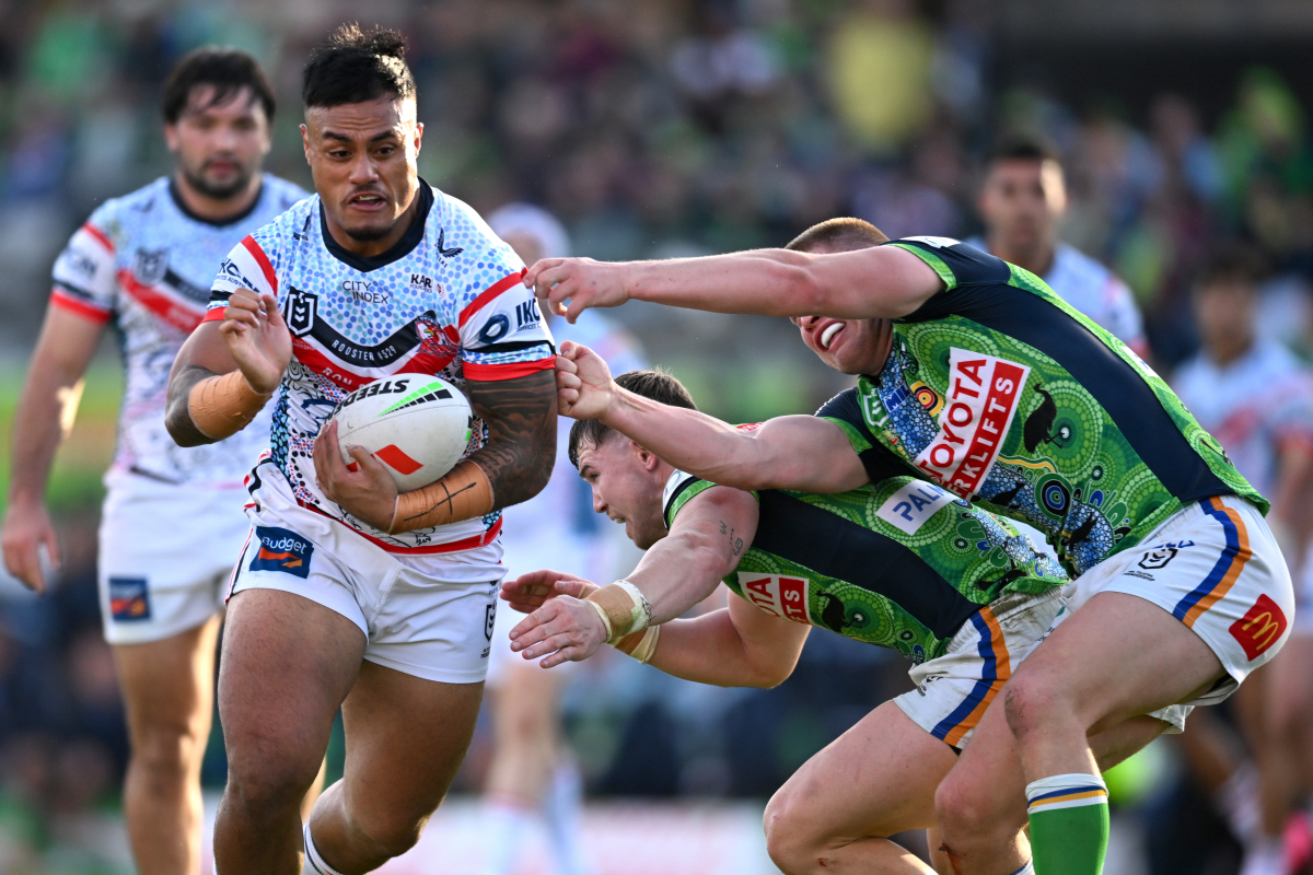 Roosters lock up future pack leader Leniu with $200k pay rise