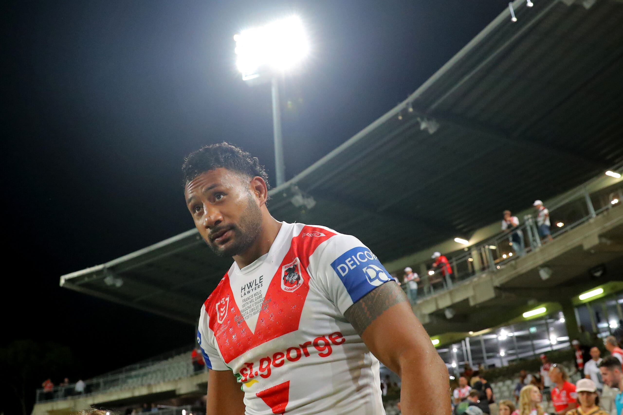 Absent Molo tells Dragons he wants immediate release