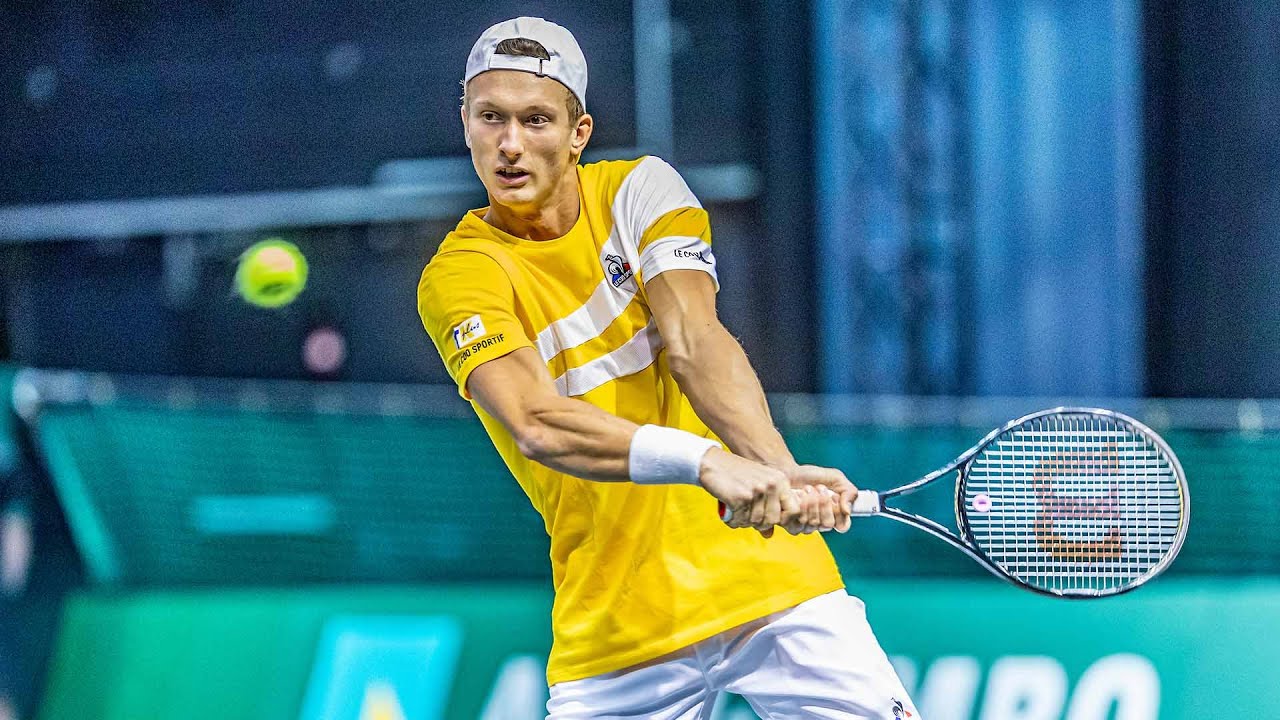 Jiri Lehecka upsets Carlos Alcaraz in quarterfinals of Qatar Open