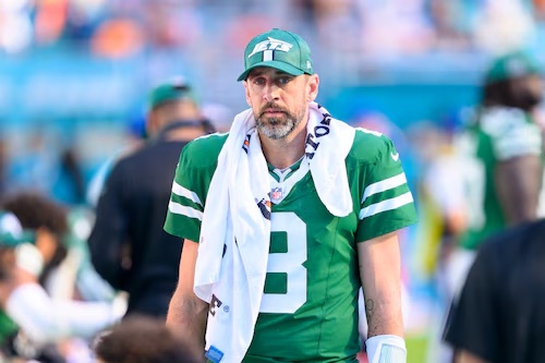 NFL Turf Crisis Lingers as Aaron Rodgers’ Injury Remains a Flashpoint