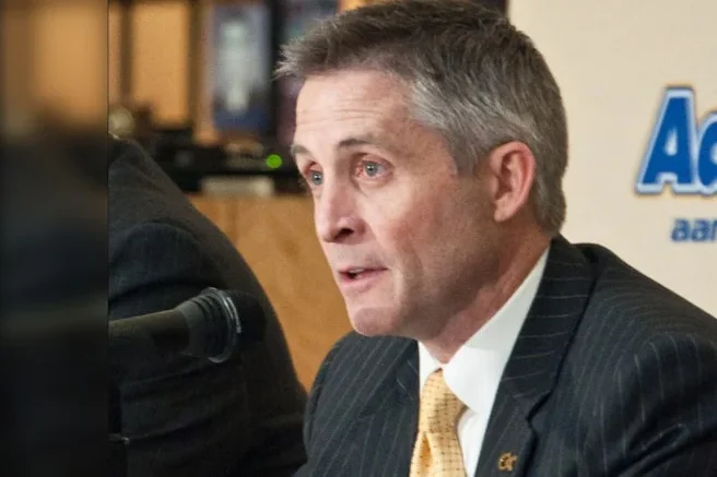 Suns name Brian Gregory general manager