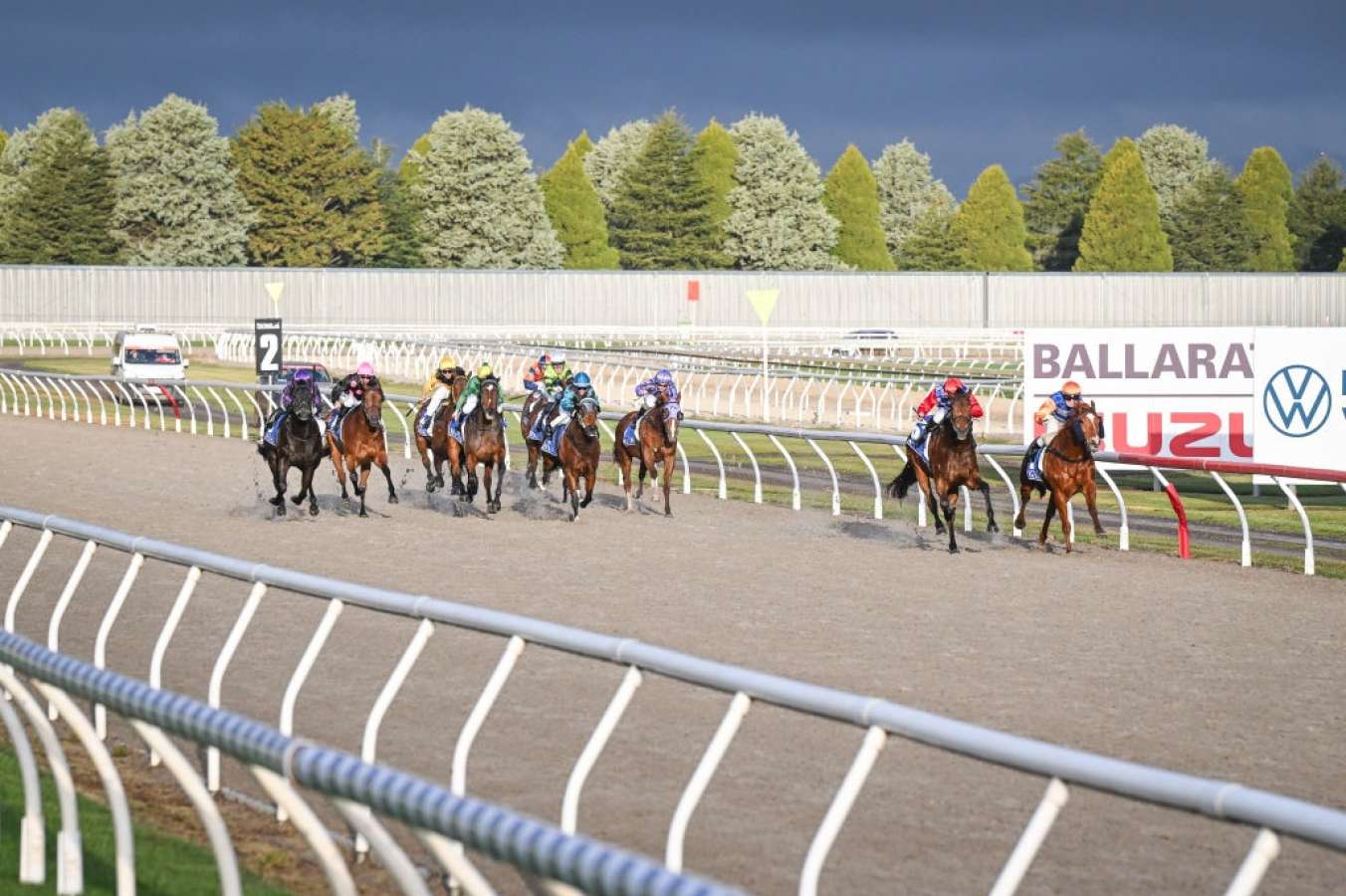 FREE: Ballarat Synthetic Tip Sheet & Staking Plan: Wednesday 11th June