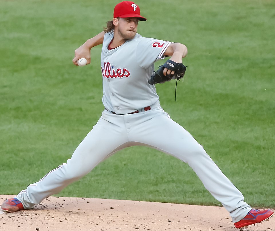 Phillies to go to a six-man pitching rotation