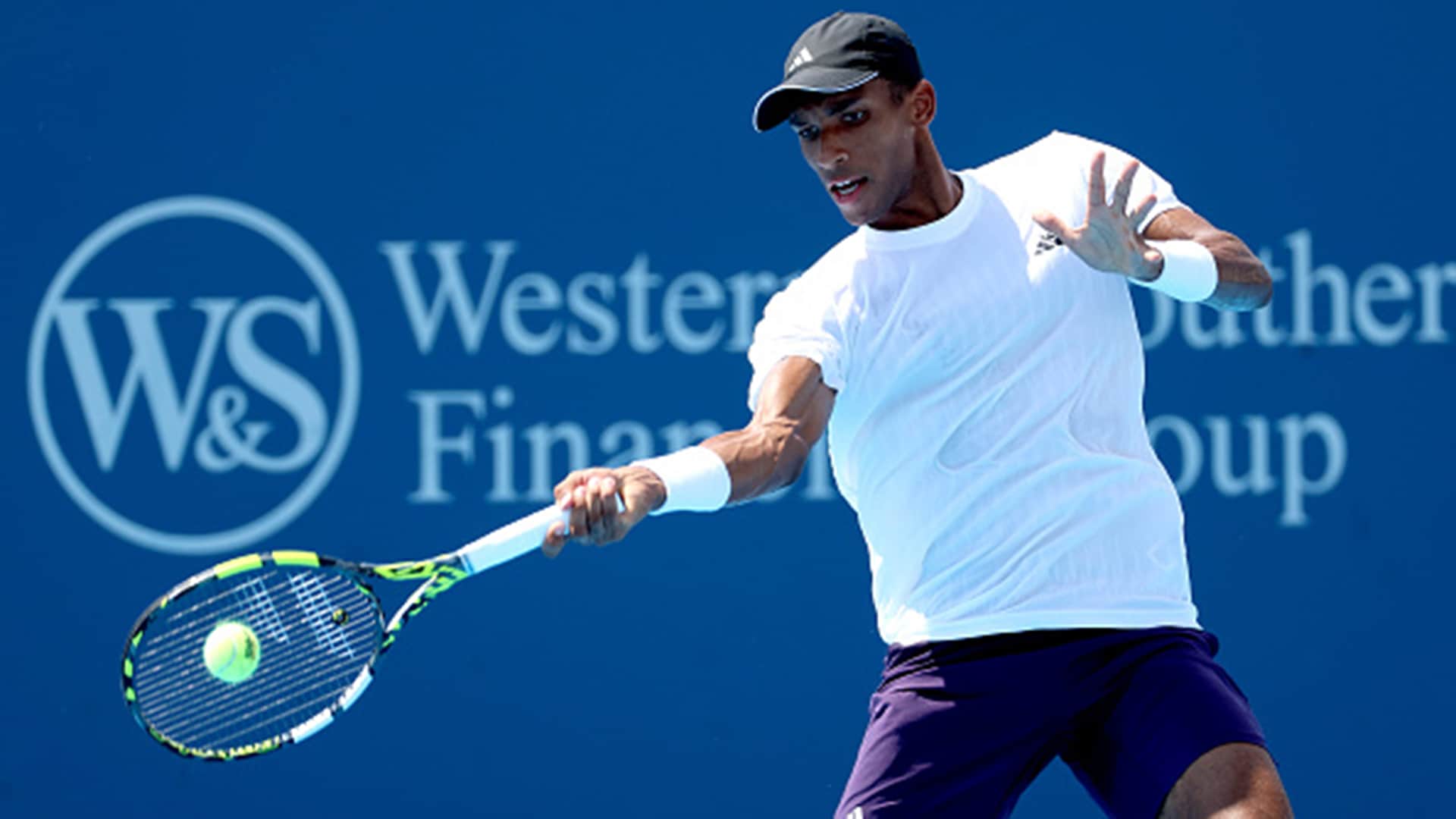 Opinion: Felix Auger-Aliassime is playing better with a hat