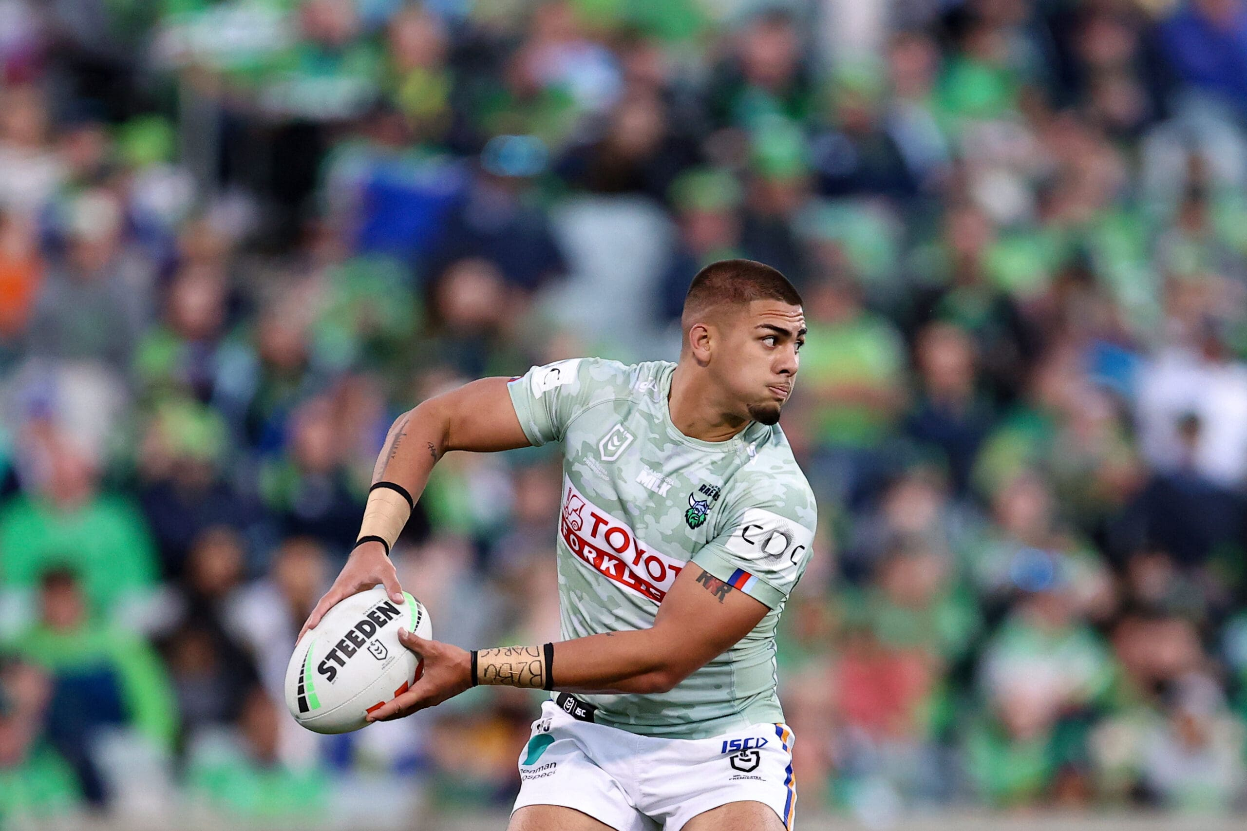 Mooney to join Knights after club agrees to interesting coach clause