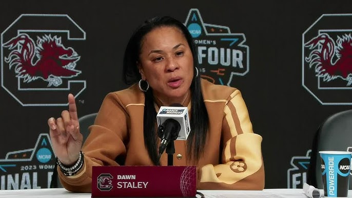 Opinion: We could see Dawn Staley coaching in the NBA soon
