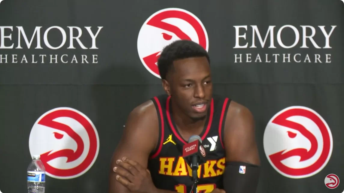 Hawks deliver amazing fourth quarter comeback