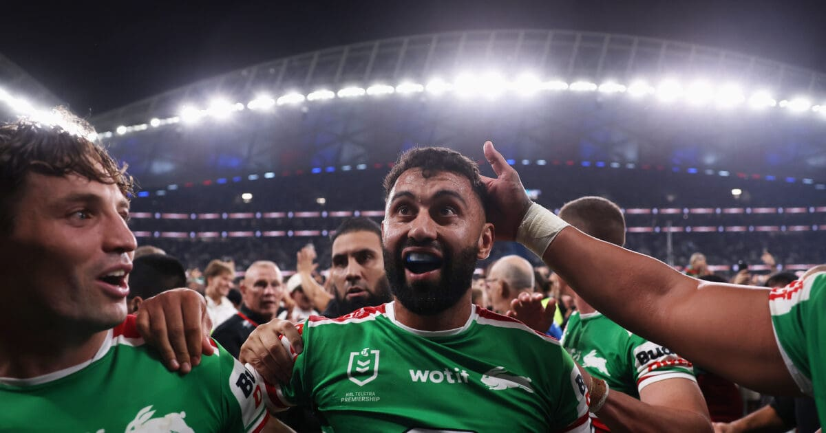 Johnston gets a statue at Heffron Park for breaking tryscoring record