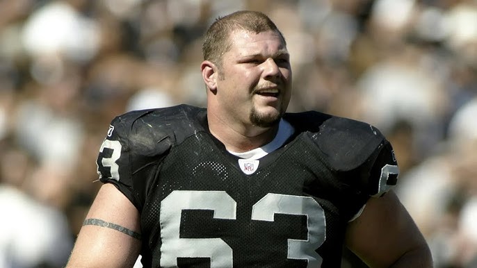 Former Raiders Pro Bowl Center Barret Robbins dies at age 52