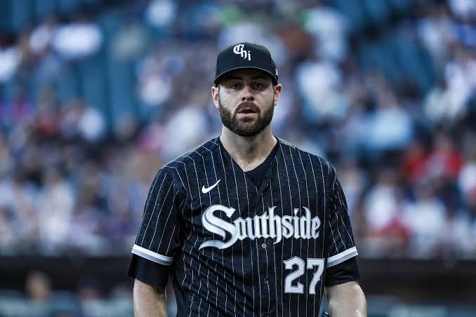 Lucas Giolito could be in the Padres rotation soon